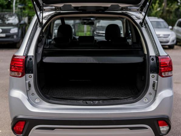 Mitsubishi Outlander III Рестайлинг 3 с пробегом 2022 года, цена 2 425 000 рублей, 138698 км, внедорожник, Автокод Объявления
