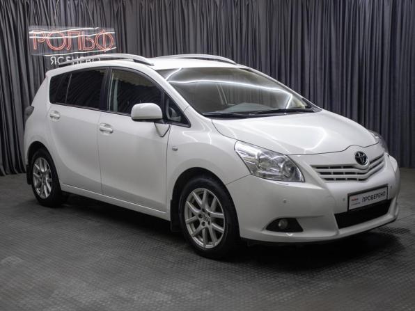 Toyota Verso I с пробегом 2012 года, цена 1 049 000 рублей, 218000 км, компактвэн, Автокод Объявления