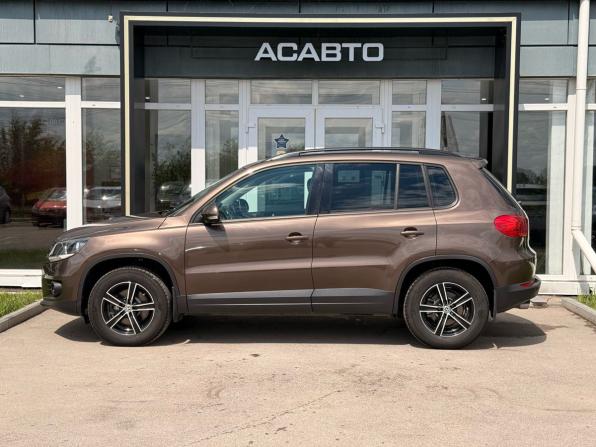 Volkswagen Tiguan I Рестайлинг с пробегом 2015 года, цена 1 499 000 рублей, 86002 км, внедорожник, Автокод Объявления