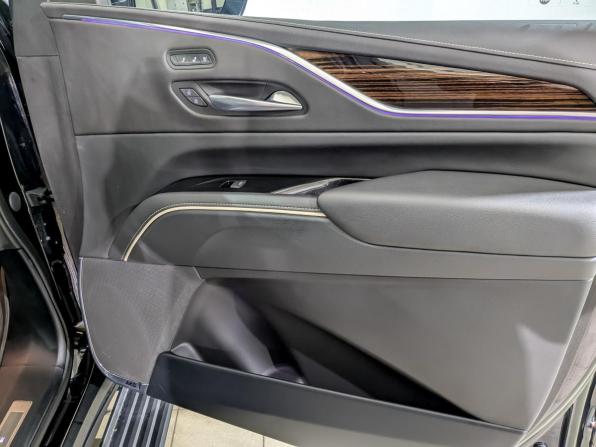 Cadillac Escalade V с пробегом 2022 года, цена 11 500 000 рублей, 56382 км, внедорожник, Автокод Объявления