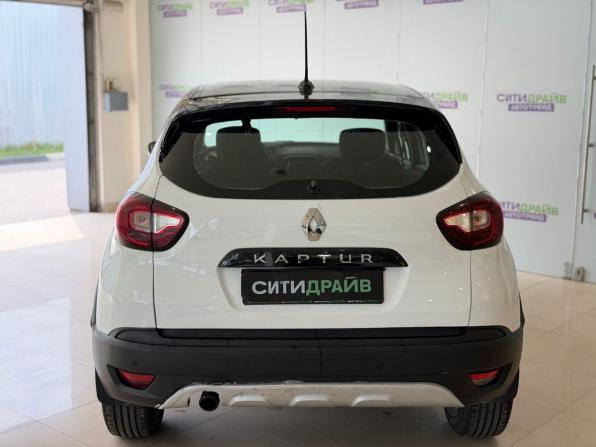 Renault Kaptur I Рестайлинг с пробегом 2021 года, цена 1 099 000 рублей, 160348 км, внедорожник, Автокод Объявления