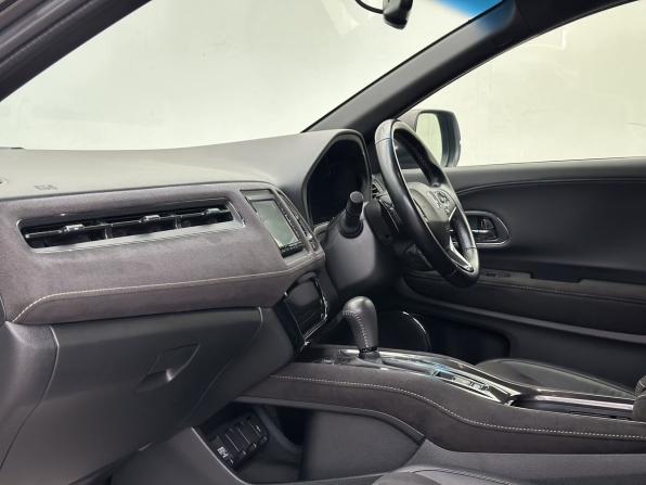 Honda Vezel I Рестайлинг с пробегом 2020 года, цена 2 070 000 рублей, 120134 км, внедорожник, Автокод Объявления