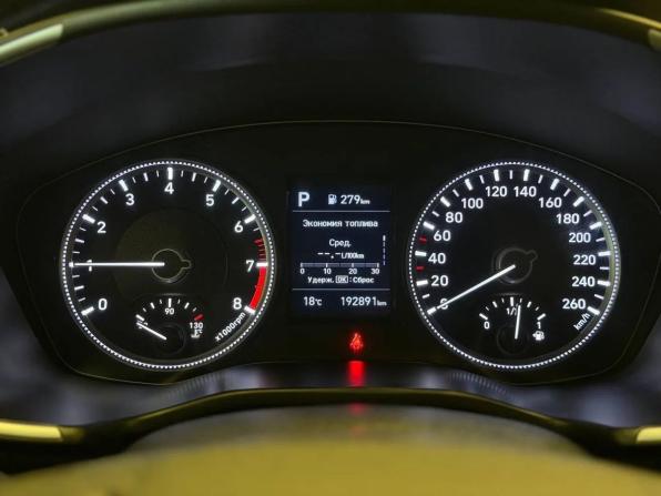 Hyundai Santa Fe IV с пробегом 2018 года, цена 2 500 000 рублей, 192890 км, внедорожник, Автокод Объявления