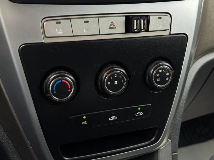 Geely Emgrand X7 I Ульяновск  - изображение 23
