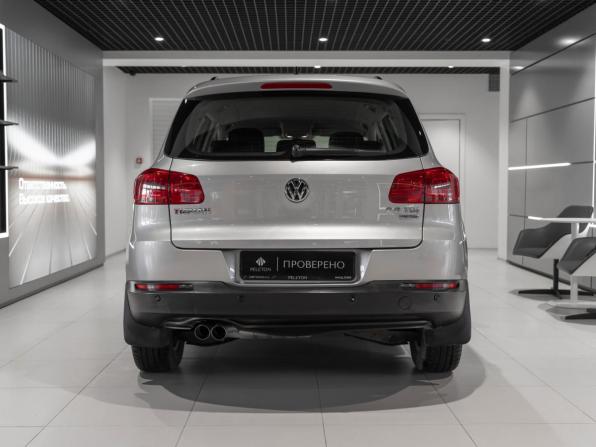 Volkswagen Tiguan I Рестайлинг с пробегом 2012 года, цена 1 495 000 рублей, 130282 км, внедорожник, Автокод Объявления