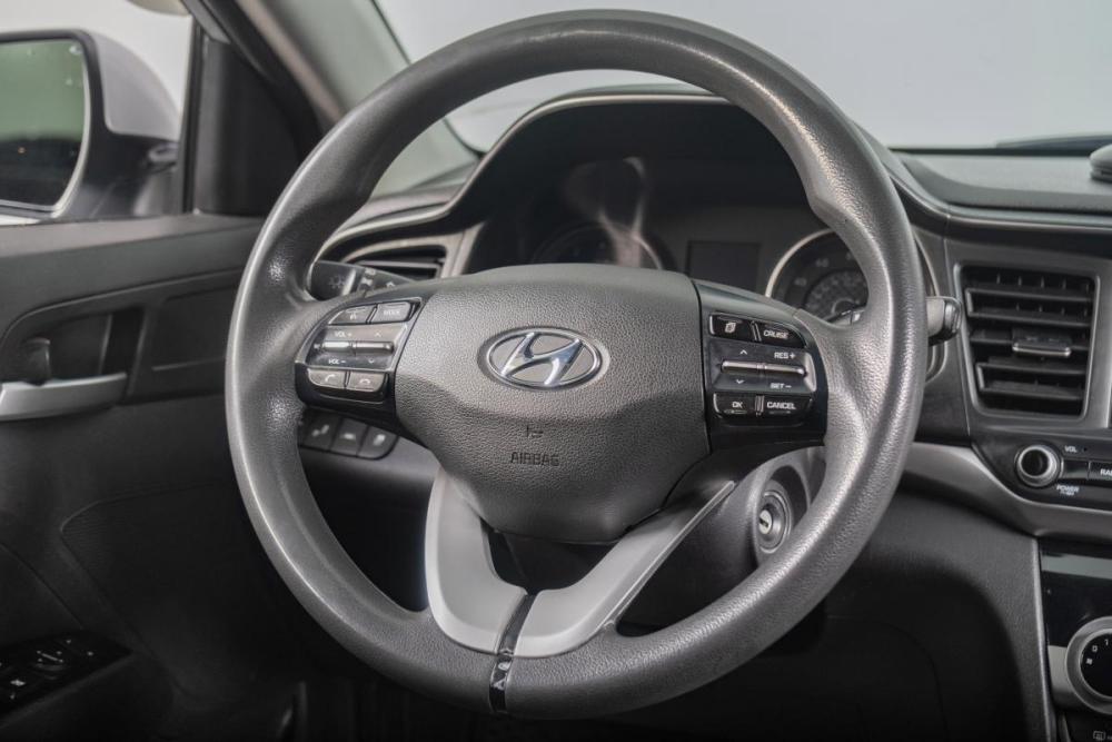 Hyundai Elantra VI (AD) Рестайлинг Томск  - изображение 13