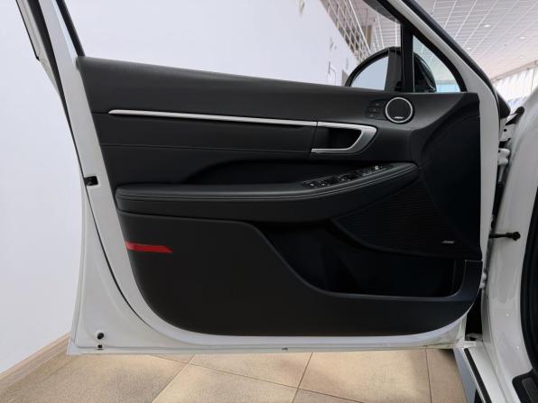 Hyundai Sonata VIII (DN8) с пробегом 2021 года, цена 3 090 000 рублей, 49440 км, седан, Автокод Объявления