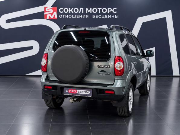 Chevrolet Niva I Рестайлинг с пробегом 2015 года, цена 729 900 рублей, 108000 км, внедорожник, Автокод Объявления
