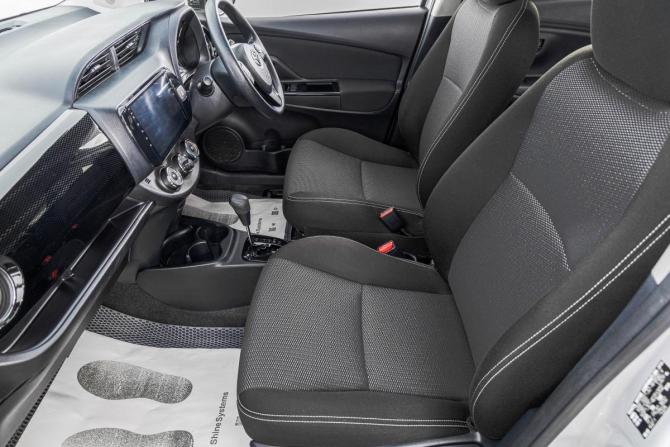 Toyota Vitz III (XP130) Рестайлинг 2 с пробегом 2019 года, цена 1 499 000 рублей, 28400 км, хэтчбек, Автокод Объявления