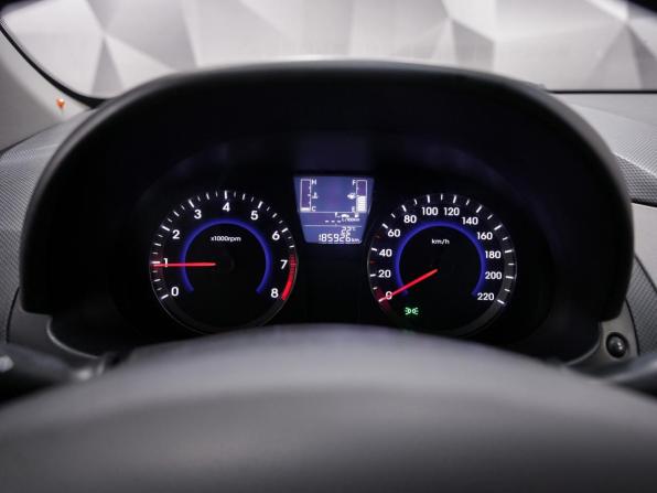Hyundai Solaris I Рестайлинг с пробегом 2014 года, цена 858 000 рублей, 185000 км, седан, Автокод Объявления