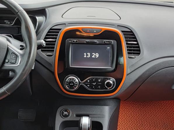 Renault Kaptur I с пробегом 2017 года, цена 1 475 000 рублей, 138494 км, внедорожник, Автокод Объявления