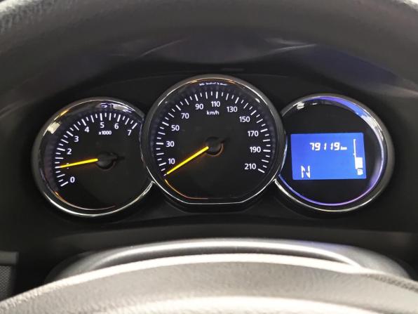 Renault Logan II с пробегом 2015 года, цена 763 000 рублей, 79113 км, седан, Автокод Объявления