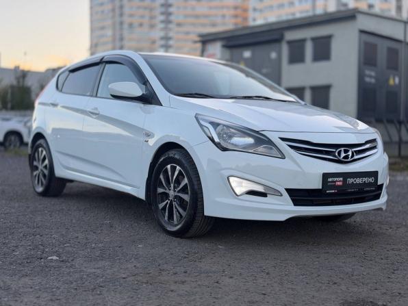 Hyundai Solaris I Рестайлинг с пробегом 2015 года, цена 885 000 рублей, 230000 км, хэтчбек, Автокод Объявления