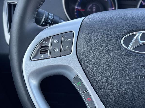 Hyundai ix35 I Рестайлинг с пробегом 2014 года, цена 1 670 000 рублей, 143570 км, внедорожник, Автокод Объявления
