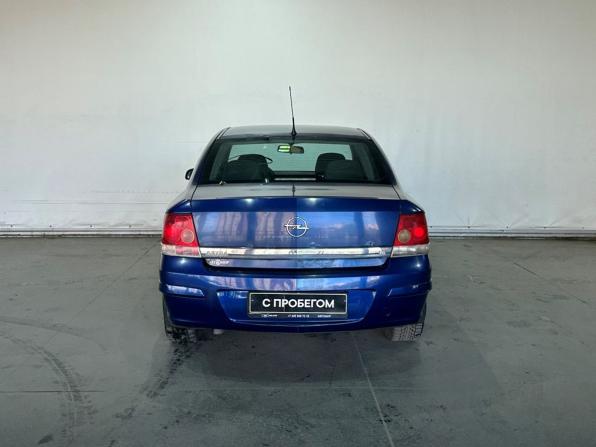 Opel Astra H Рестайлинг с пробегом 2008 года, цена 350 000 рублей, 298000 км, седан, Автокод Объявления