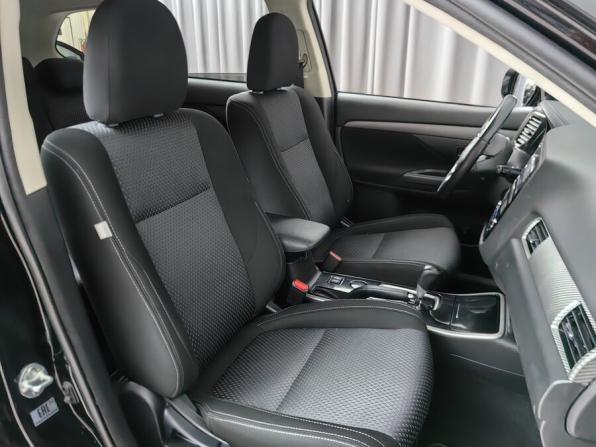 Mitsubishi Outlander III Рестайлинг 3 с пробегом 2018 года, цена 1 877 000 рублей, 108758 км, внедорожник, Автокод Объявления