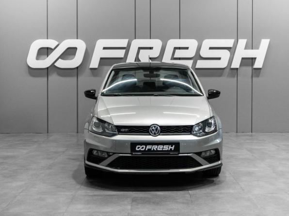Volkswagen Polo V Рестайлинг с пробегом 2016 года, цена 1 179 000 рублей, 108495 км, седан, Автокод Объявления