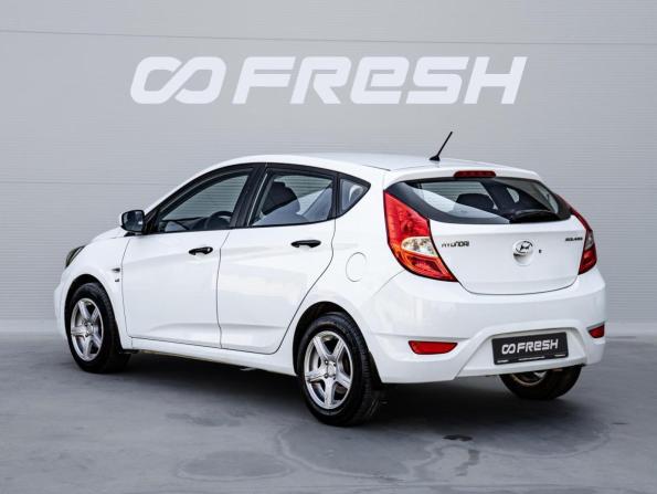 Hyundai Solaris I с пробегом 2012 года, цена 705 000 рублей, 236414 км, хэтчбек, Автокод Объявления