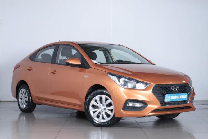 Hyundai Solaris II с пробегом 2019 года, цена 1 359 000 рублей, 139000 км, седан, Автокод Объявления