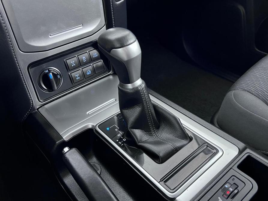 Toyota Land Cruiser Prado 150 Series Рестайлинг 3 Ростов-на-Дону  - изображение 22