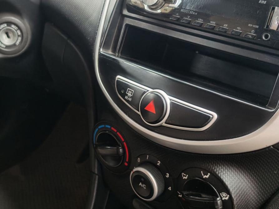 Hyundai Solaris I Ростов-на-Дону  - изображение 16