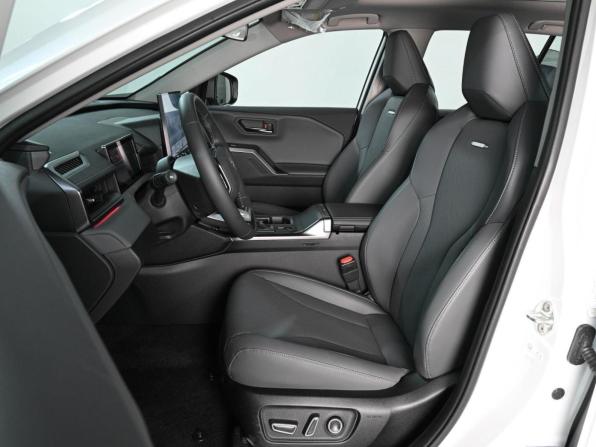 Toyota RAV4 VI (XA60) с пробегом 2026 года, цена 4 279 000 рублей, 98 км, внедорожник, Автокод Объявления