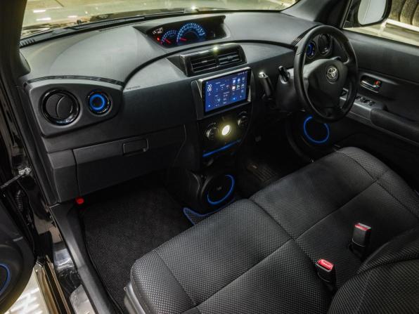 Toyota bB II Рестайлинг с пробегом 2013 года, цена 839 000 рублей, 288931 км, минивэн, Автокод Объявления