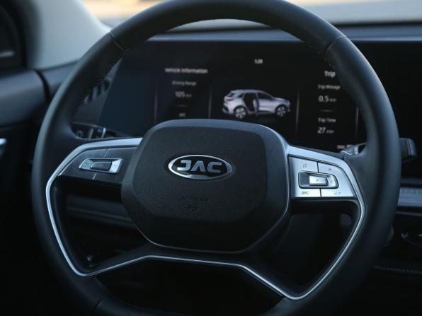 JAC JS6 с пробегом 2022 года, цена 1 654 000 рублей, 35750 км, внедорожник, Автокод Объявления