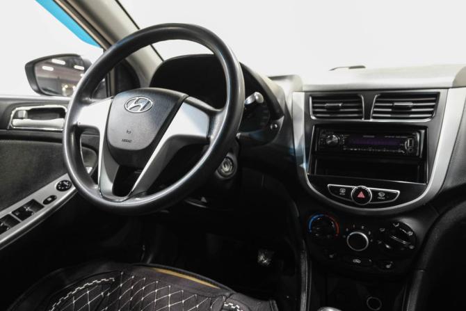 Hyundai Solaris I с пробегом 2011 года, цена 549 000 рублей, 226000 км, седан, Автокод Объявления