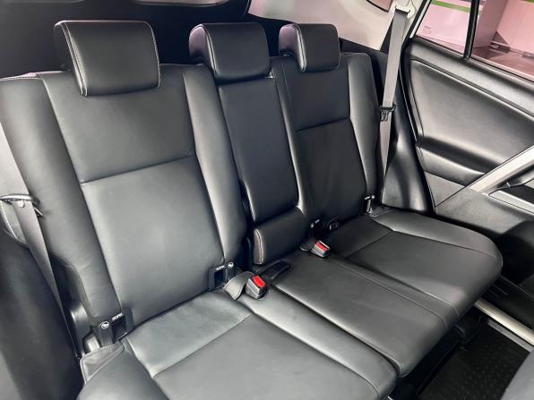 Toyota RAV4 IV (XA40) Рестайлинг с пробегом 2018 года, цена 2 395 000 рублей, 147403 км, внедорожник, Автокод Объявления