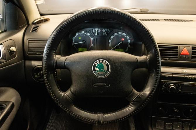 Skoda Octavia I (A4) Рестайлинг с пробегом 2007 года, цена 330 000 рублей, 248998 км, лифтбек, Автокод Объявления