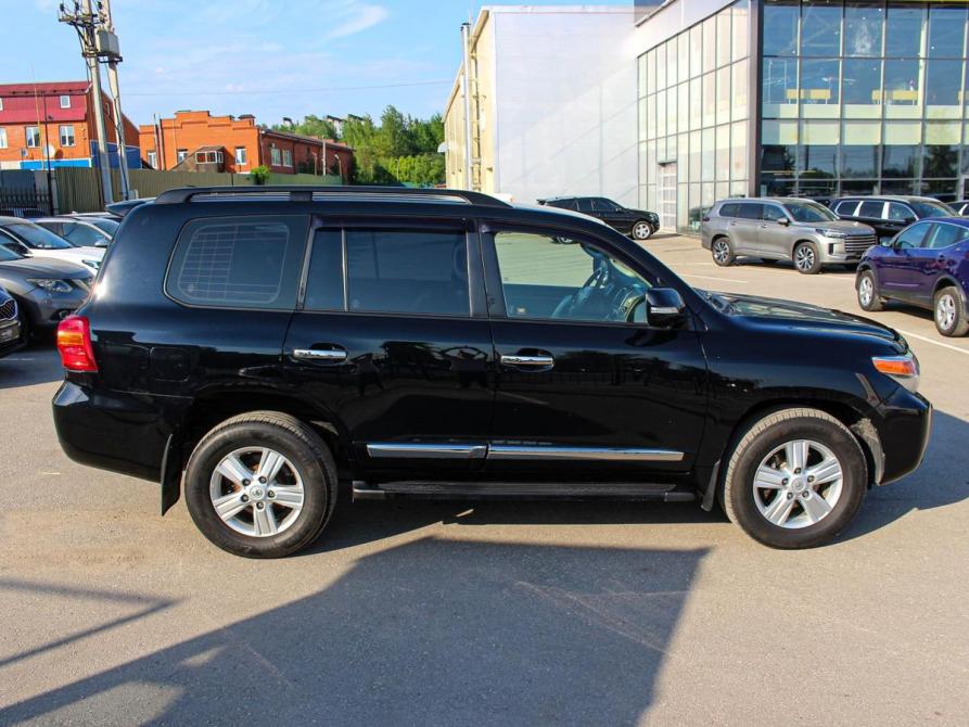 Toyota Land Cruiser 200 Series Рестайлинг 1 Калуга  - изображение 4