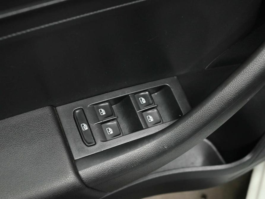 Skoda Rapid I Рестайлинг Екатеринбург  - изображение 13
