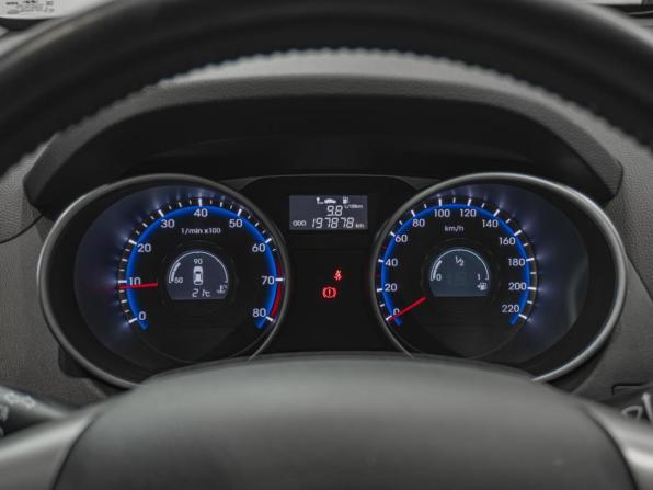 Hyundai ix35 I Рестайлинг с пробегом 2014 года, цена 1 240 000 рублей, 197793 км, внедорожник, Автокод Объявления