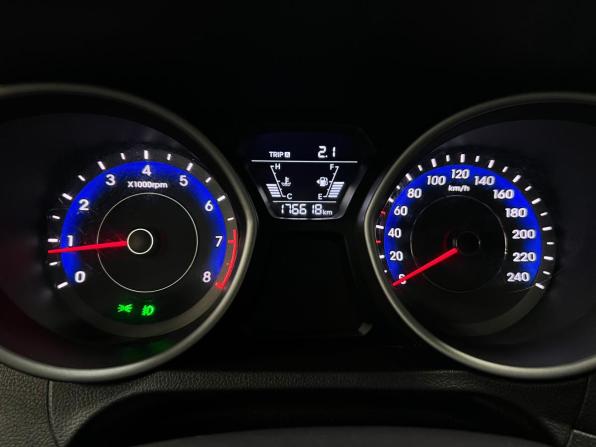 Hyundai Elantra V (MD) Рестайлинг с пробегом 2015 года, цена 1 035 000 рублей, 176500 км, седан, Автокод Объявления