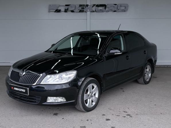 Skoda Octavia II (A5) Рестайлинг с пробегом 2012 года, цена 879 000 рублей, 224685 км, лифтбек, Автокод Объявления