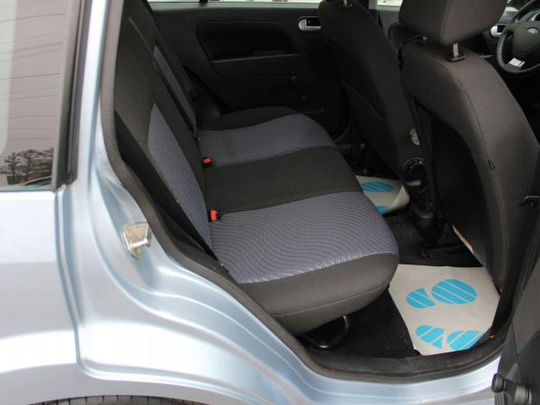Ford Fusion I Рестайлинг с пробегом 2008 года, цена 495 000 рублей, 111676 км, хэтчбек, Автокод Объявления