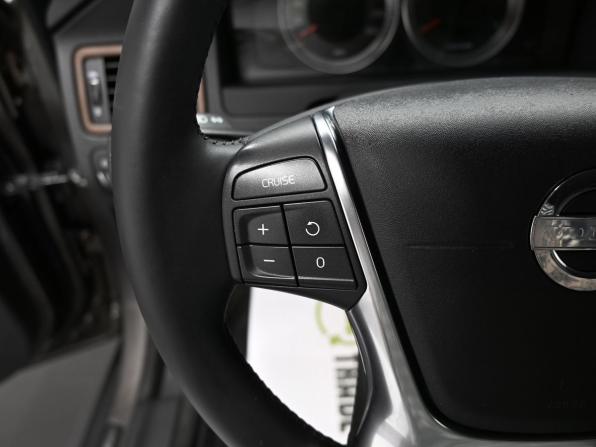 Volvo XC70 II с пробегом 2011 года, цена 1 345 000 рублей, 240463 км, универсал, Автокод Объявления