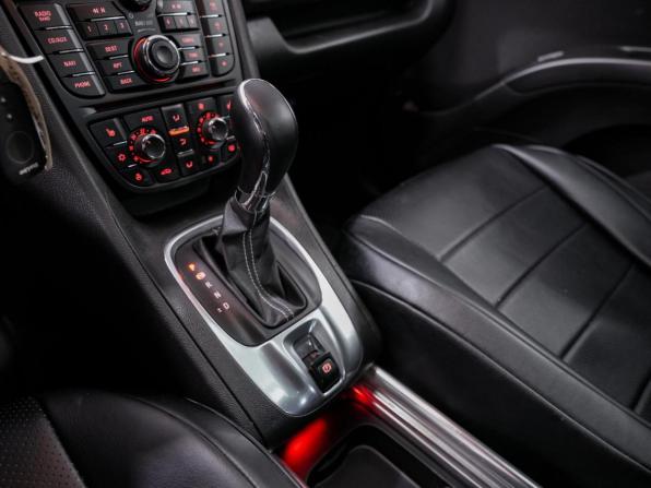 Opel Meriva B Рестайлинг с пробегом 2013 года, цена 870 000 рублей, 71500 км, минивэн, Автокод Объявления