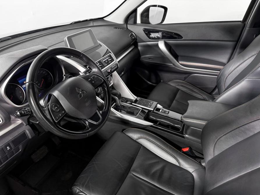 Mitsubishi Eclipse Cross I Санкт-Петербург  - изображение 9