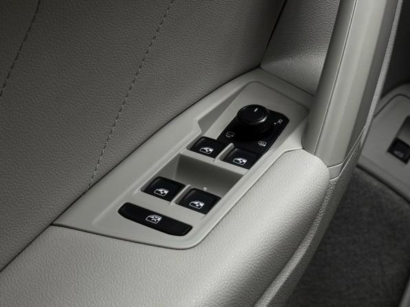 Volkswagen Tiguan II с пробегом 2019 года, цена 4 099 000 рублей, 75563 км, внедорожник, Автокод Объявления