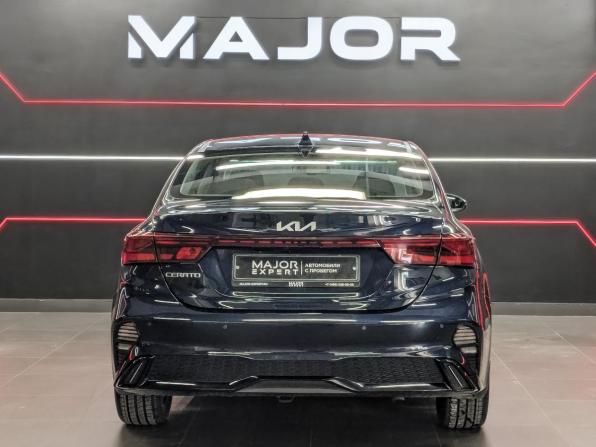 Kia Cerato IV Рестайлинг с пробегом 2022 года, цена 2 450 000 рублей, 32893 км, седан, Автокод Объявления