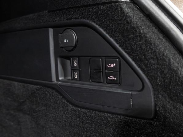 Volkswagen Touareg II с пробегом 2013 года, цена 2 419 700 рублей, 137045 км, внедорожник, Автокод Объявления