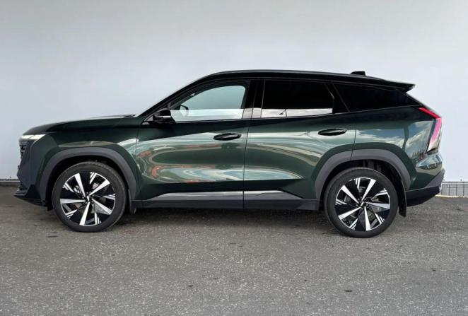 Geely Atlas II с пробегом 2024 года, цена 2 519 000 рублей, 41063 км, внедорожник, Автокод Объявления