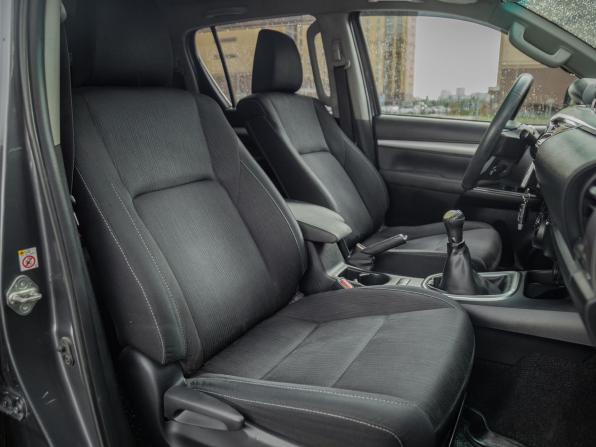 Toyota Hilux VIII с пробегом 2015 года, цена 1 985 000 рублей, 294056 км, offers.body_type.unknown, Автокод Объявления