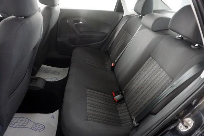 Volkswagen Polo V Рестайлинг с пробегом 2018 года, цена 1 270 000 рублей, 56500 км, седан, Автокод Объявления