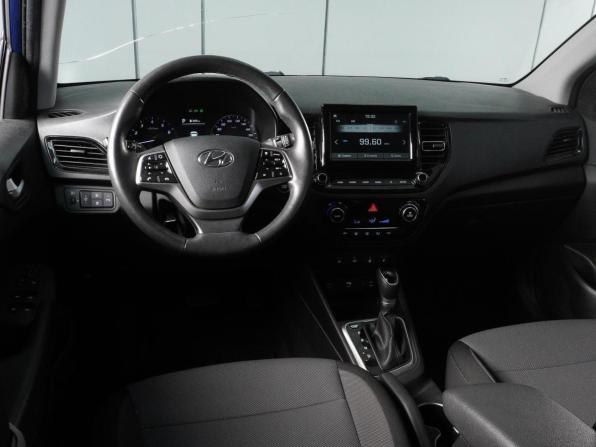 Hyundai Solaris II Рестайлинг с пробегом 2021 года, цена 1 819 000 рублей, 97337 км, седан, Автокод Объявления
