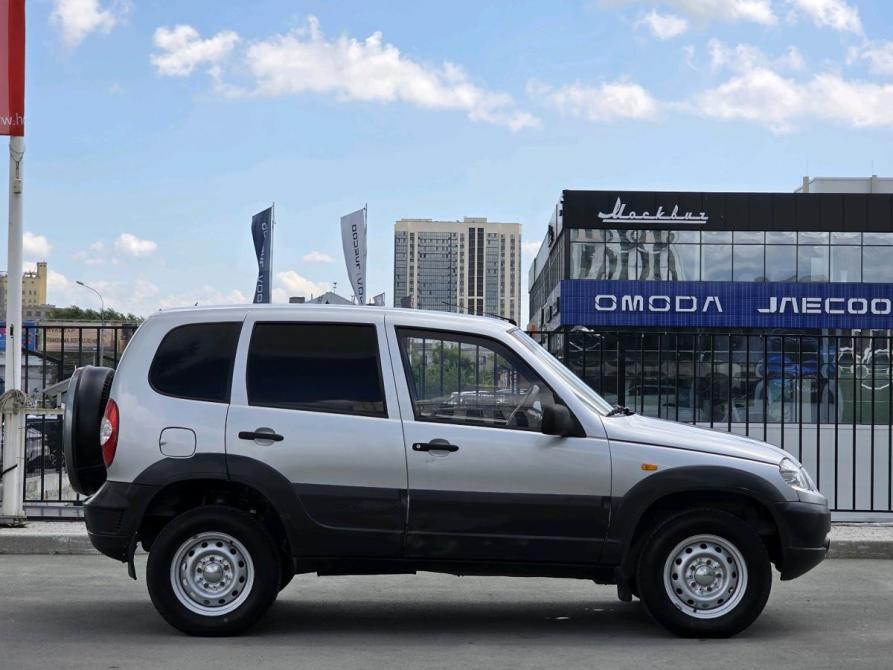 Chevrolet Niva I Рестайлинг Новосибирск  - изображение 8