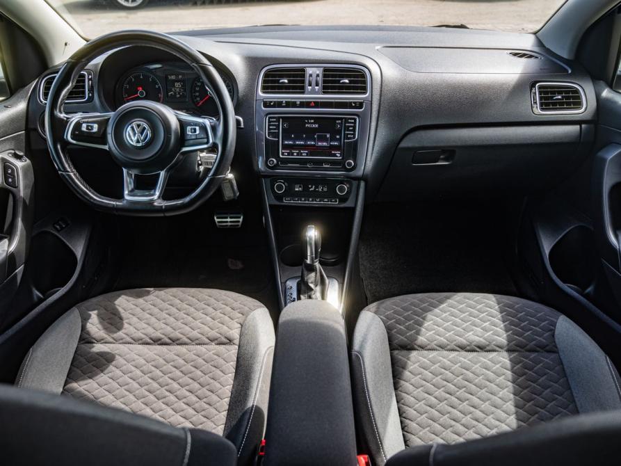 Volkswagen Polo V Рестайлинг Курган  - изображение 15