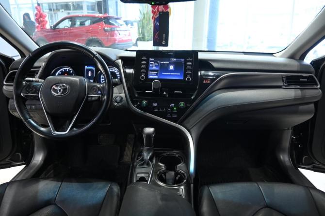 Toyota Camry VIII (XV70) с пробегом 2021 года, цена 2 449 000 рублей, 160315 км, седан, Автокод Объявления